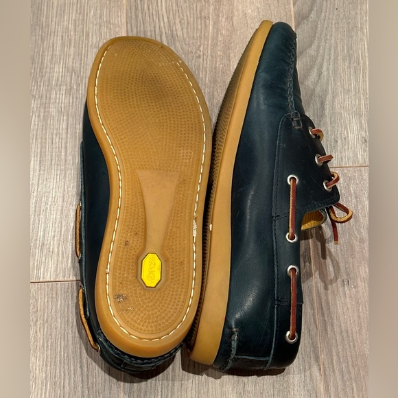 Men's Vibram dark blue leather loafers / boat shoes, size 11 - Picture 8 of 9